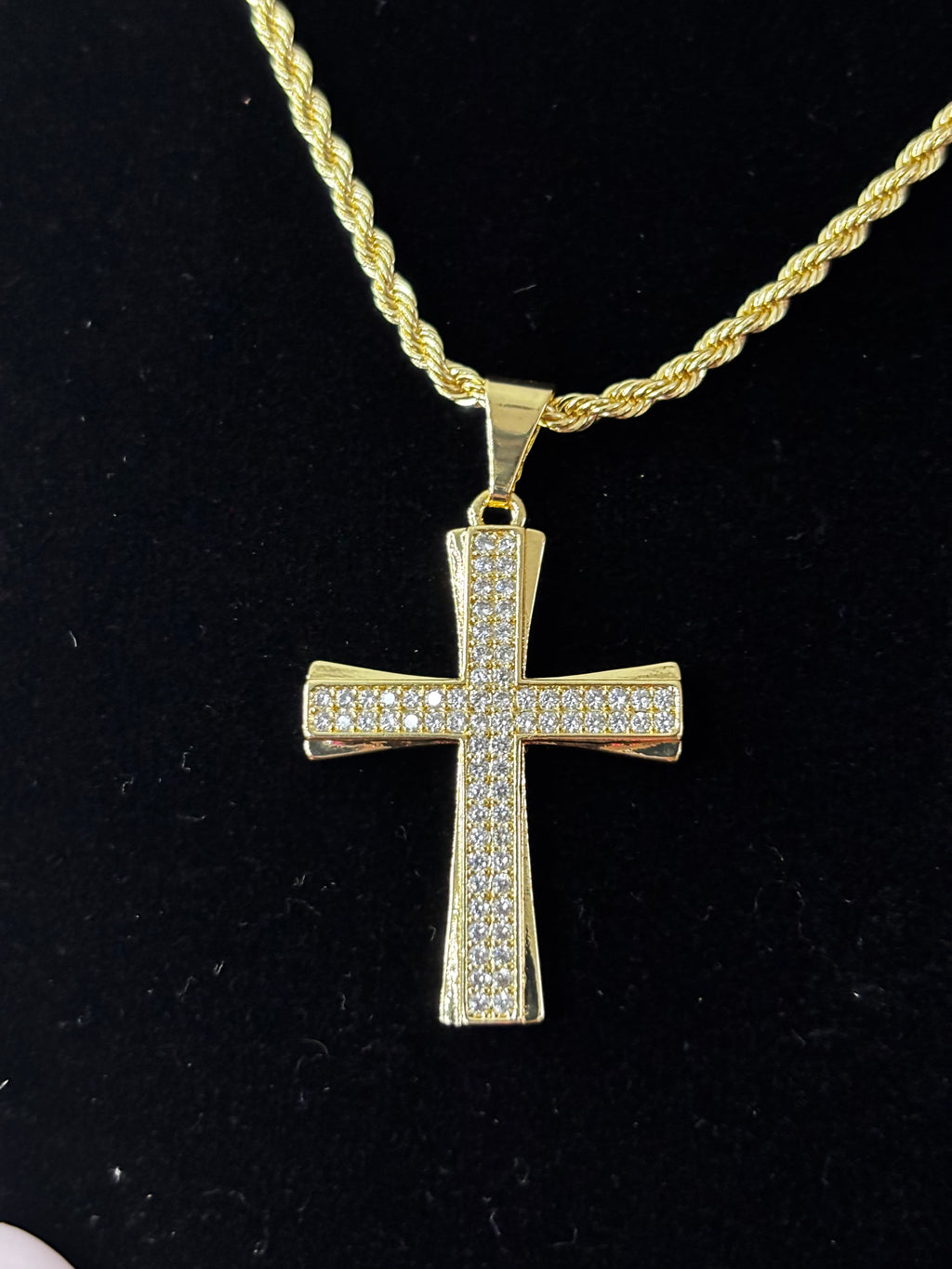 Majesty Cross Chain