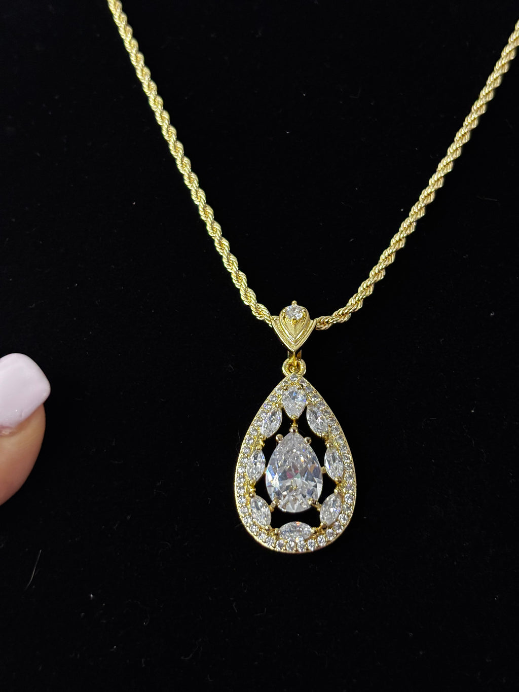 Diamond 💎 Tear Drop 💧