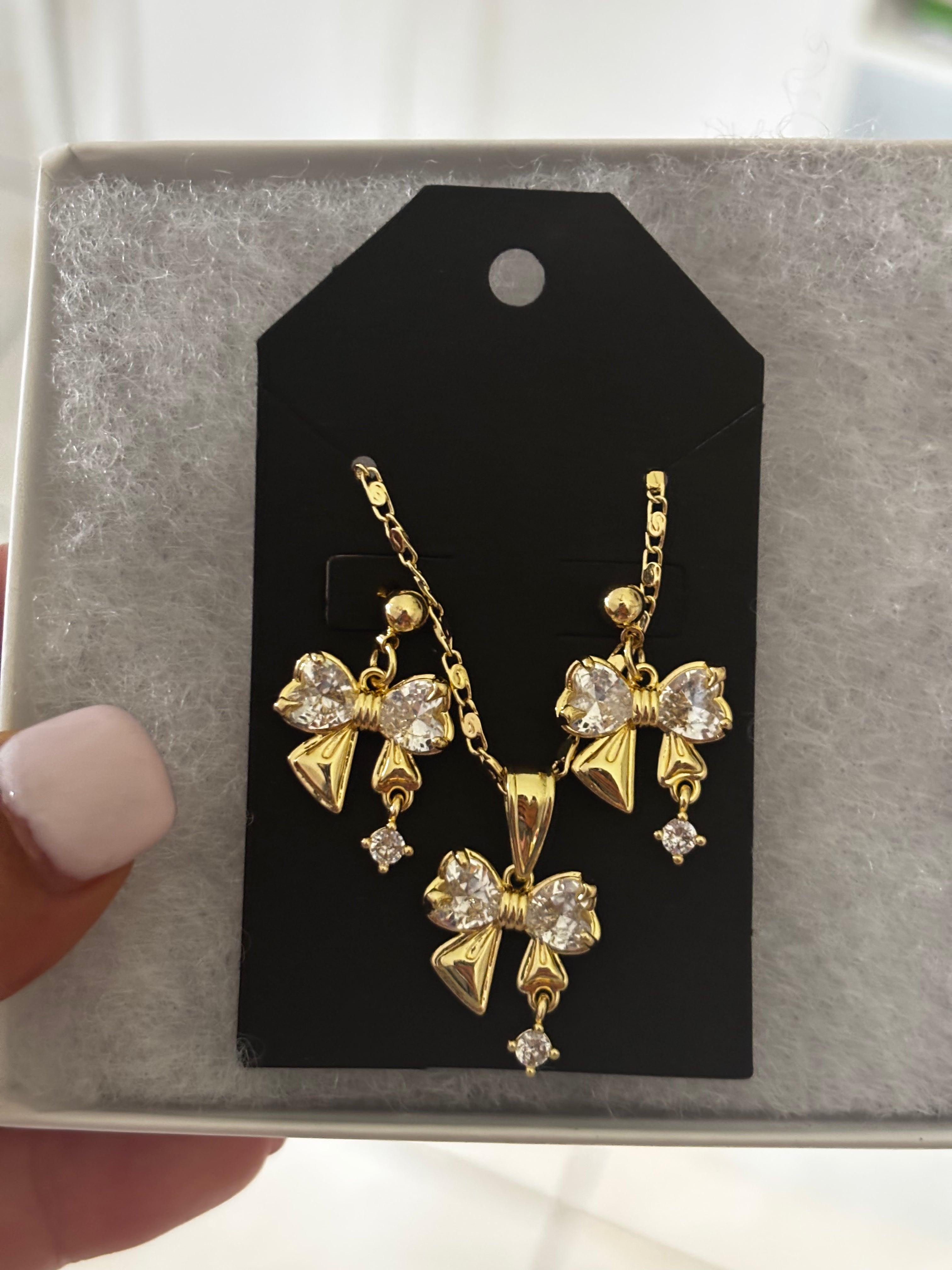 Diamond Bows Set